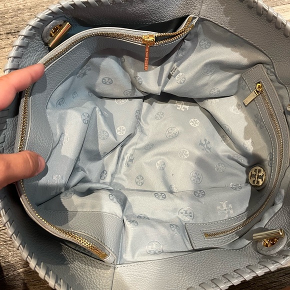 Tory Burch Marion East West Leather Tote Blue NWOT - Picture 6 of 9